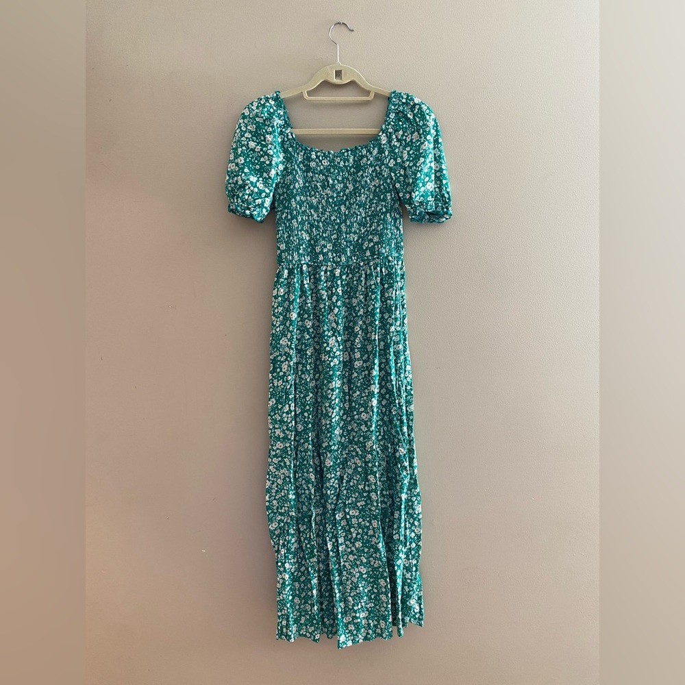 Flower pattern peasant dress